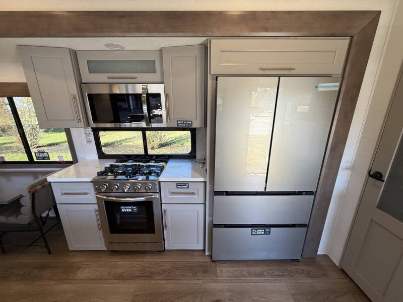 2026 Alliance RV Paradigm