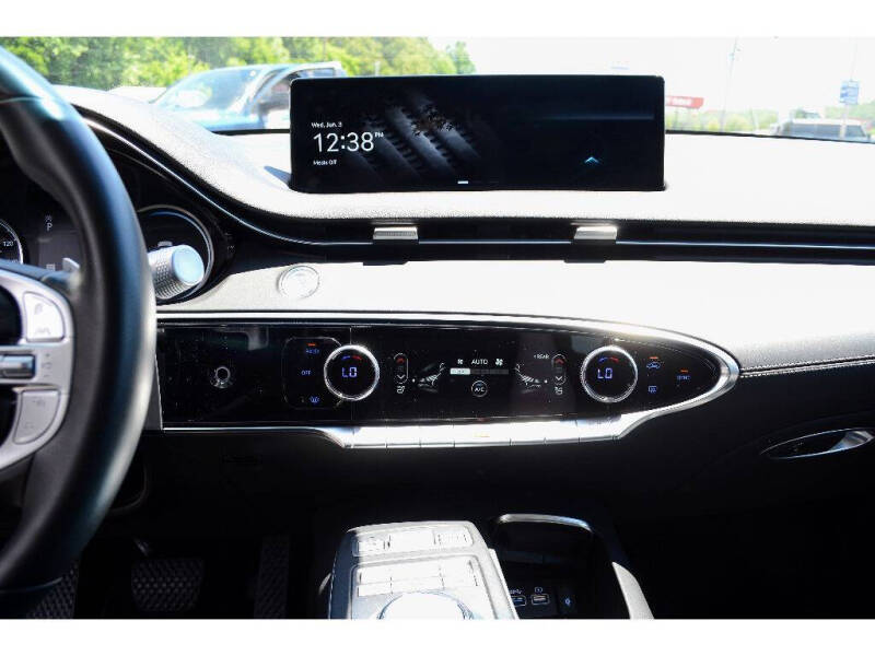 2025 Genesis GV70 2.5T Standard