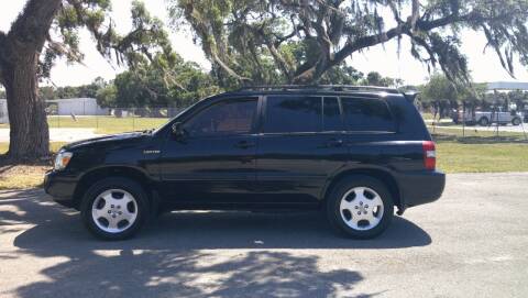 2006 Toyota Highlander for sale at Gas Buggies in Labelle FL