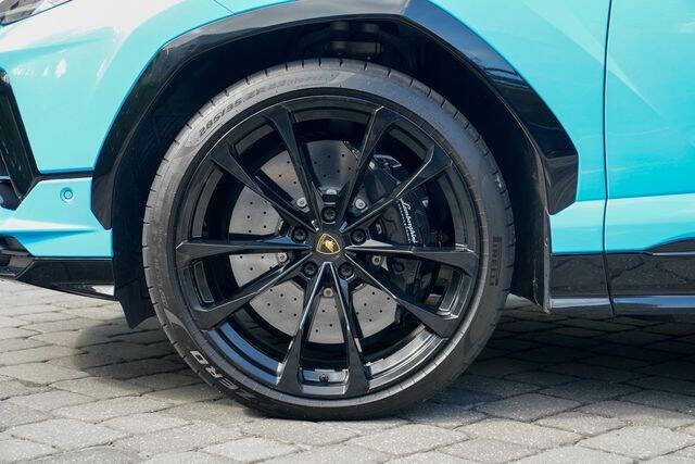 2024 Lamborghini Urus S