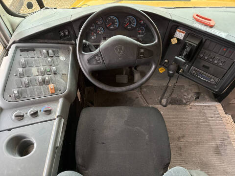 2011 IC Bus CE Series