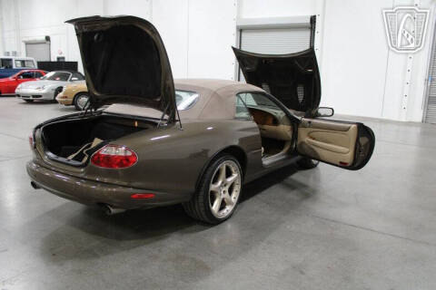 2001 Jaguar XKR