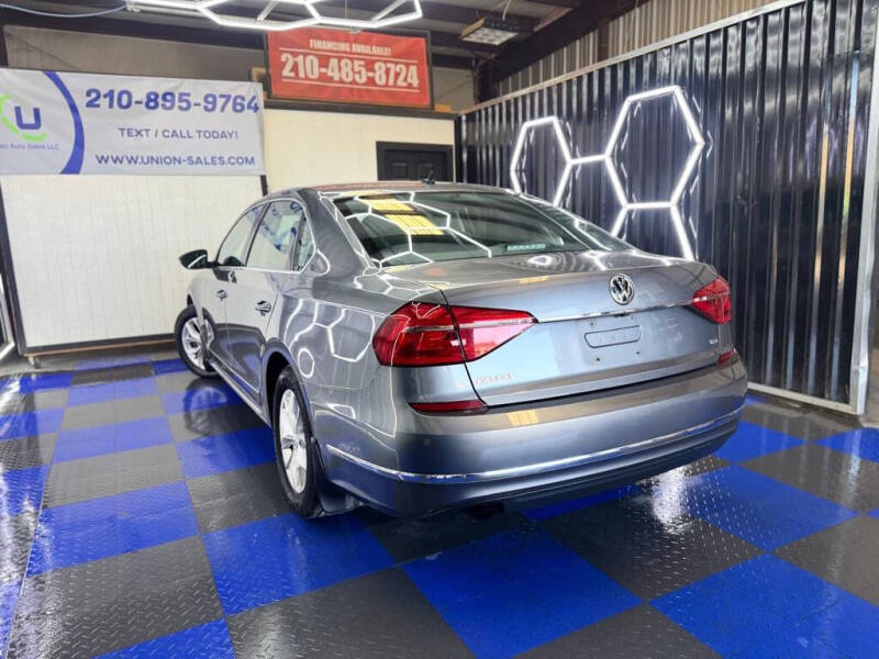 2016 Volkswagen Passat 1.8T S