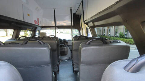 2013 Ford E-Series E-350 SD