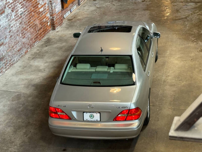 2002 Lexus LS 430