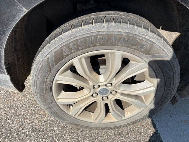 2020 Ford Edge Titanium