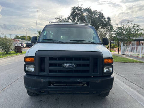 2013 Ford E-Series E-250