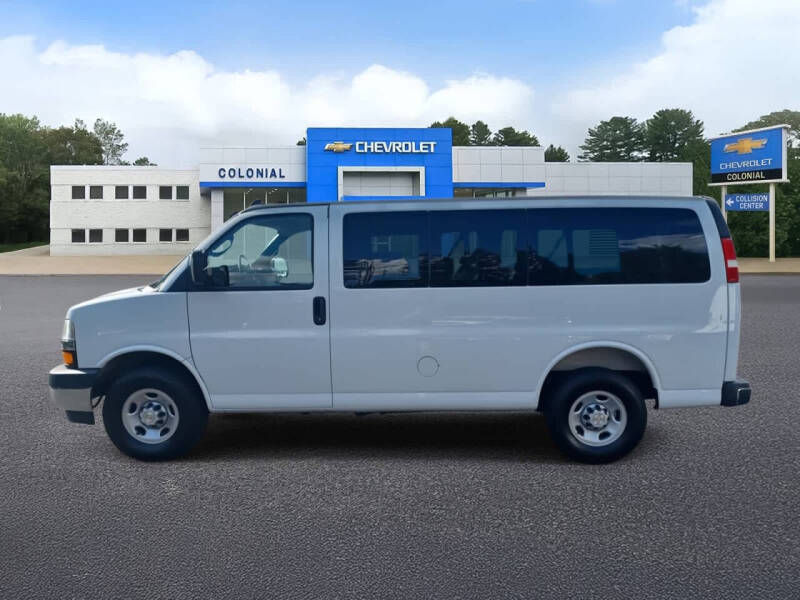 2025 Chevrolet Express LS 3500