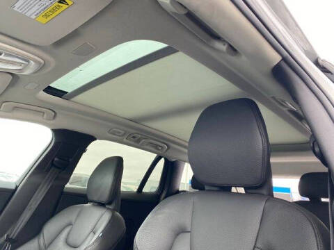 2025 Volvo V60 Cross Country B5 Plus