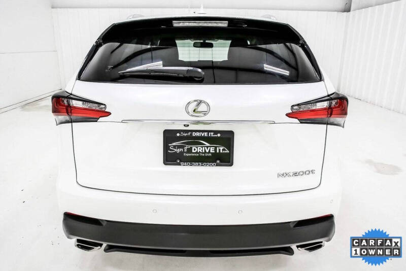2017 Lexus NX 200t