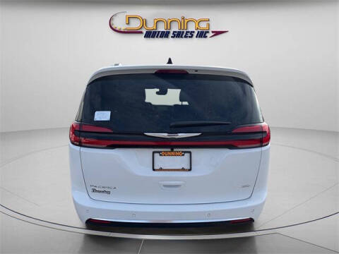 2026 Chrysler Pacifica Pinnacle