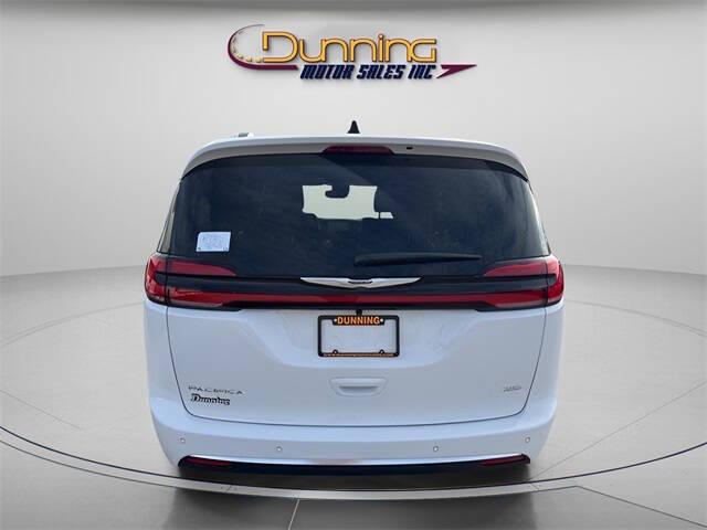 2026 Chrysler Pacifica Pinnacle