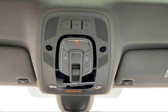 2017 Audi A4 2.0T quattro Premium Plus