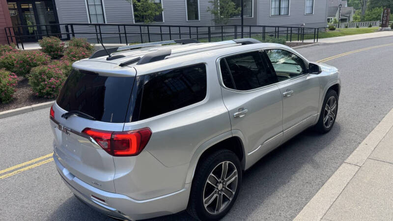 2019 GMC Acadia Denali