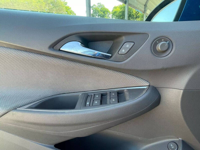 2017 Chevrolet Cruze LT Auto