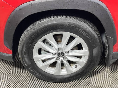 2023 Toyota Corolla Cross LE