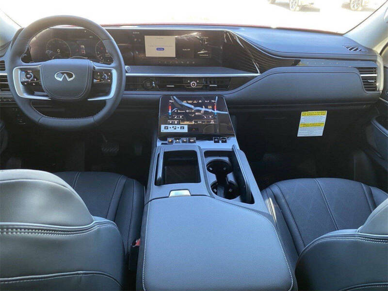 2025 Infiniti QX80 Sensory