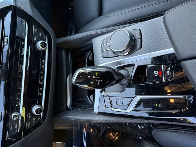 2023 BMW 5 Series 530i