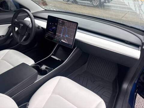 2019 Tesla Model 3 Standard Range Plus