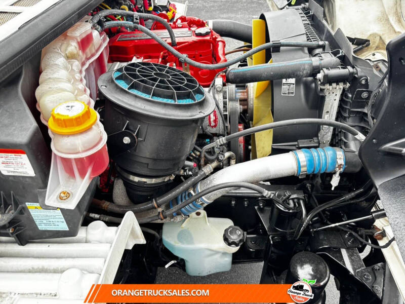 2020 Freightliner M2 106