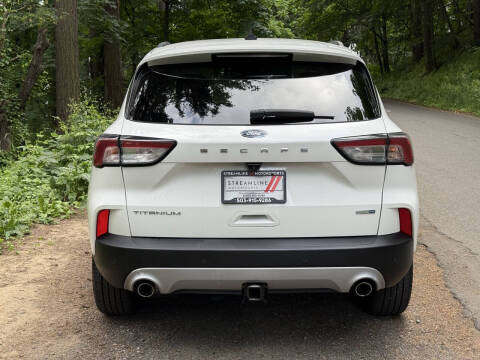2020 Ford Escape Titanium