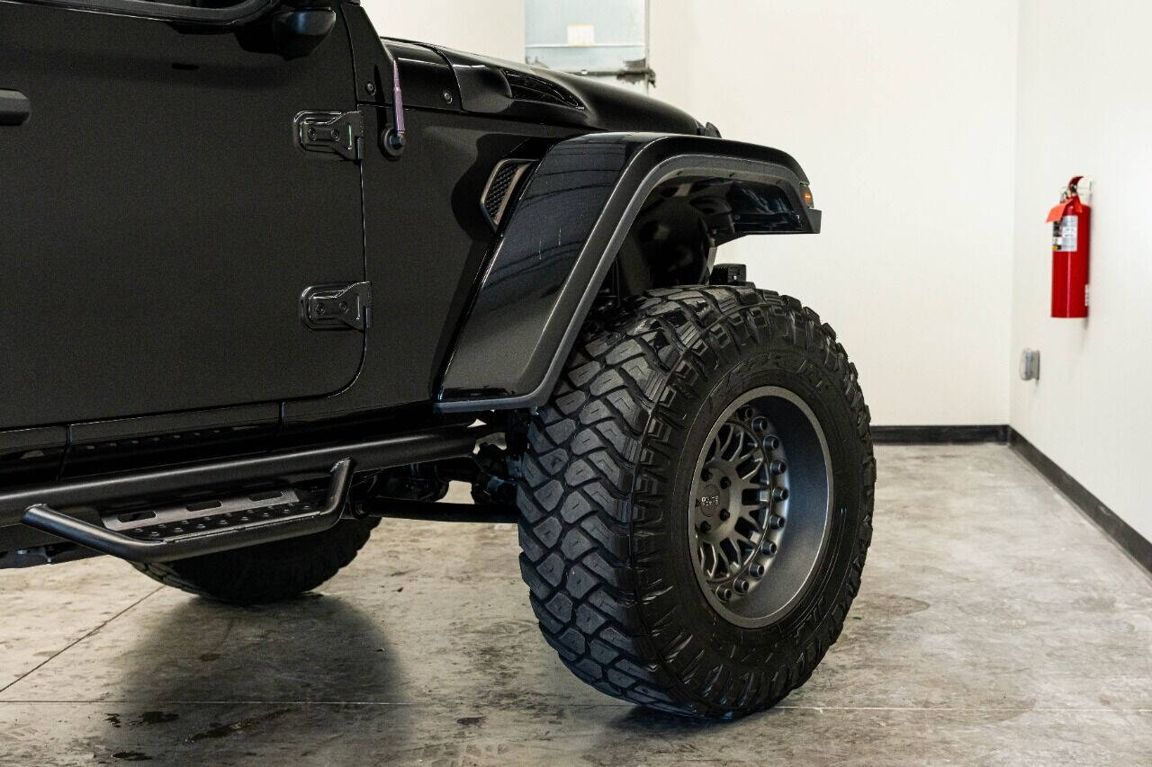 2020 JEEP Gladiator Pickup - $54,999