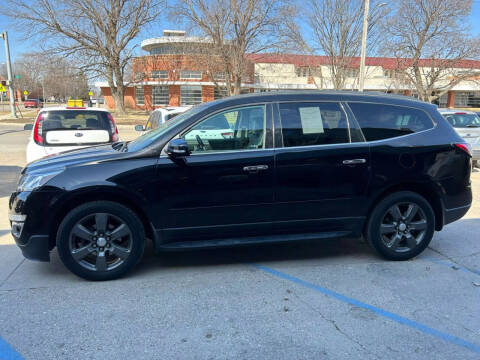 2017 Chevrolet Traverse for sale at Mulder Auto Tire and Lube in Orange City IA