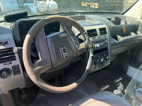 2014 AM General MV-1