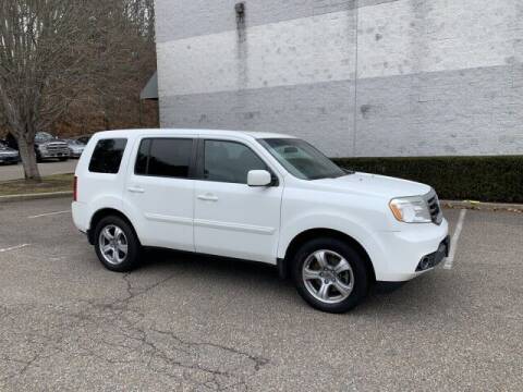 2013 Honda Pilot for sale at Select Auto in Smithtown NY