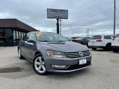 2015 Volkswagen Passat for sale at TWIN CITY AUTO MALL in Bloomington IL