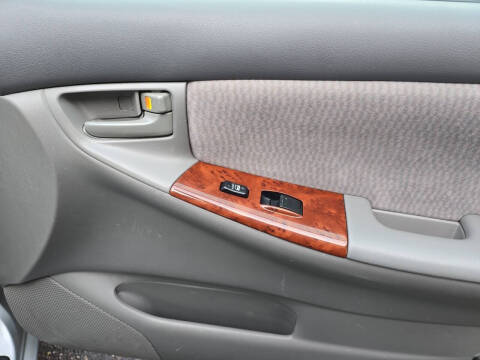 2007 Toyota Corolla LE