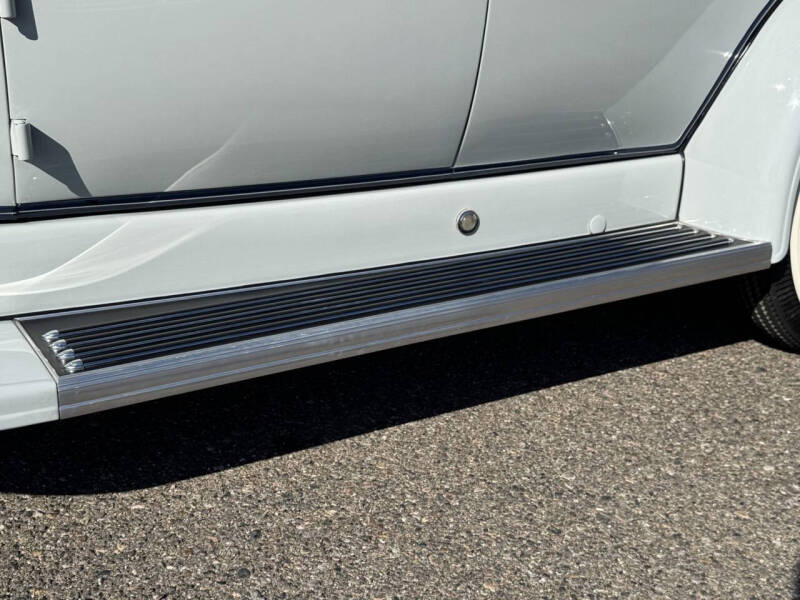 1932 Packard Deluxe 8