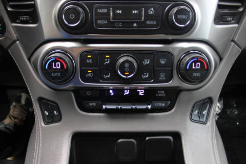 2017 Chevrolet Suburban LT