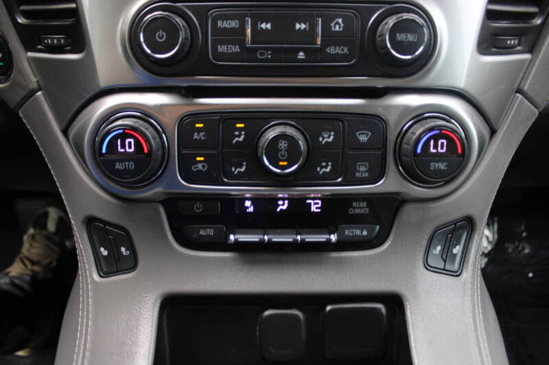 2017 Chevrolet Suburban LT
