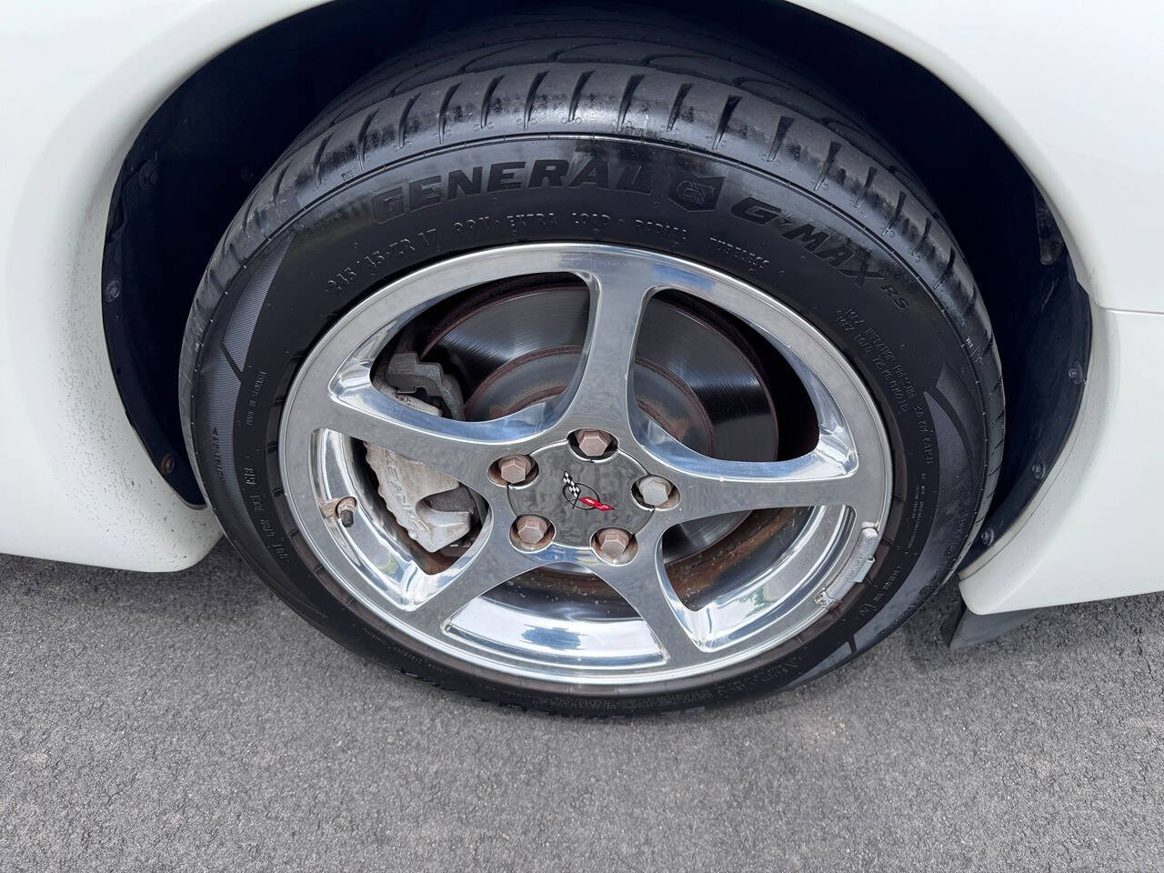 2001 Chevrolet Corvette 23