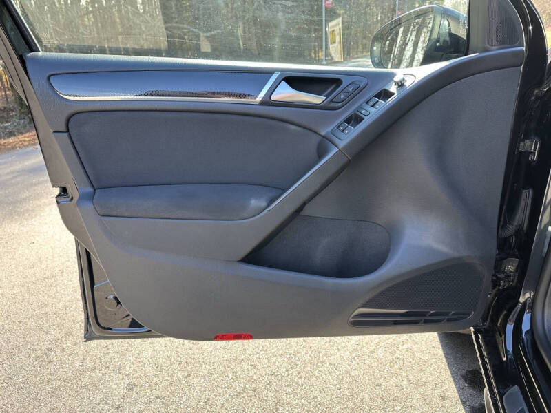 2014 Volkswagen GTI Wolfsburg Edition PZEV