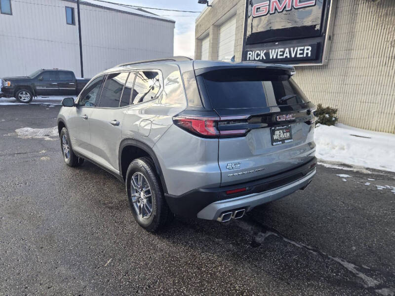 2025 GMC Acadia Elevation