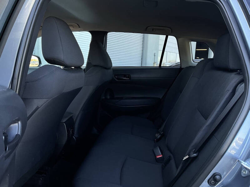 2025 Toyota Corolla Cross LE