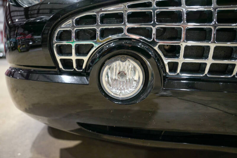 2002 Ford Thunderbird Deluxe