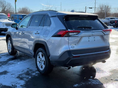 2021 Toyota RAV4 XLE
