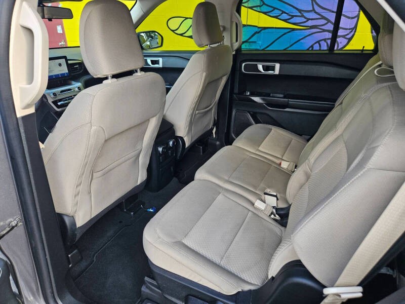 2021 Ford Explorer