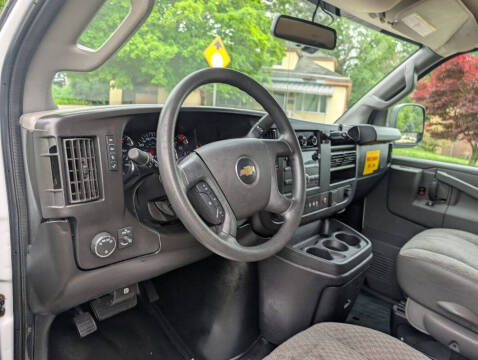 2019 Chevrolet Express 2500
