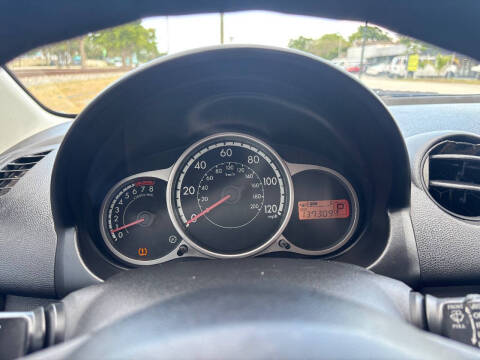 2013 Mazda MAZDA2 Sport