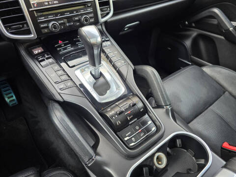 2013 Porsche Cayenne S