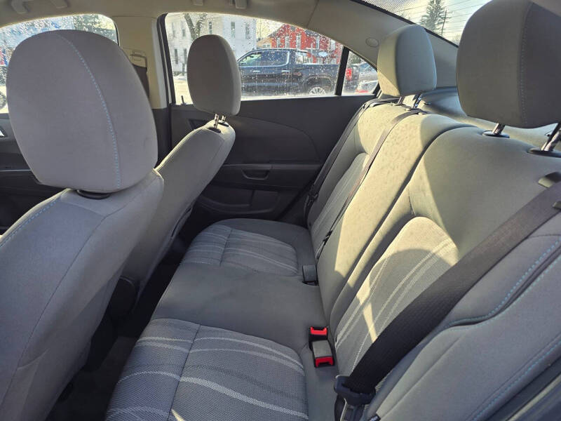 2017 Chevrolet Sonic LT Auto
