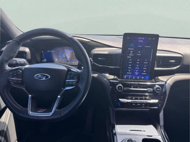 2024 Ford Explorer ST
