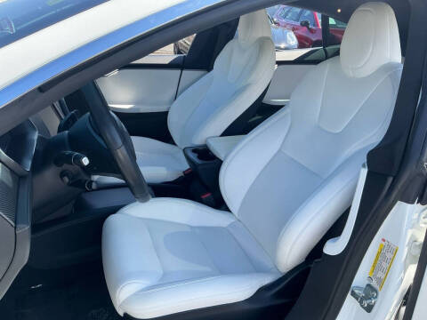 2020 Tesla Model S Performance