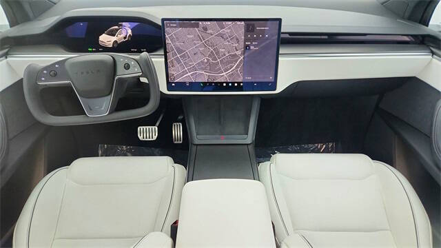 2024 Tesla Model X Plaid