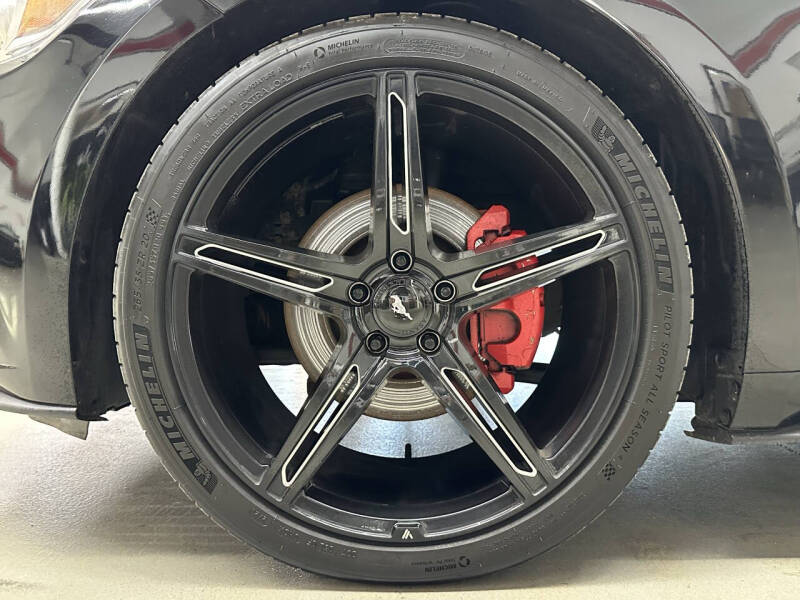 2016 Ford Mustang V6