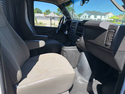 2020 Chevrolet Express 2500